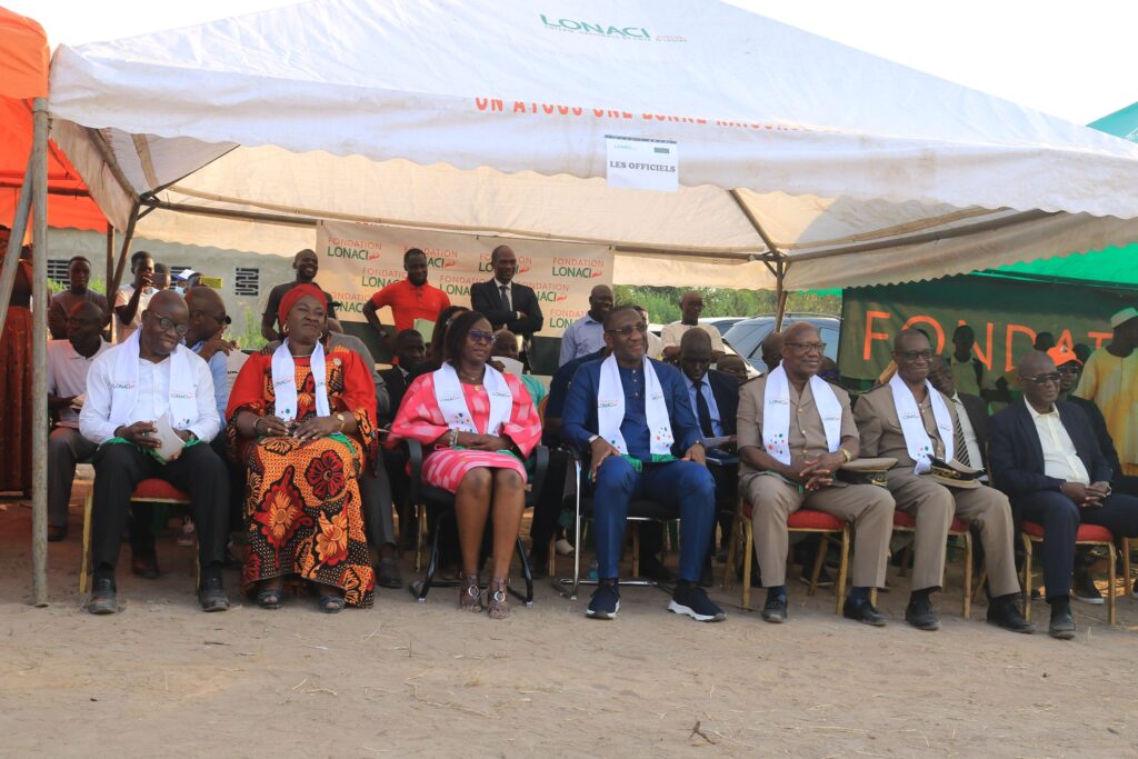 Cérémonie de remise de centre de santé intégré de Yamoussoukro(Bellevue)