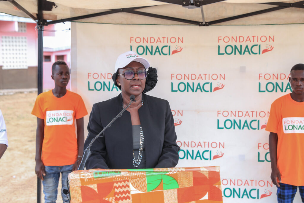 Caravane du social La Fondation LONACI inaugure trois classes à Zaguinasso et une pompe hydraulique à Sienkeletienvogo