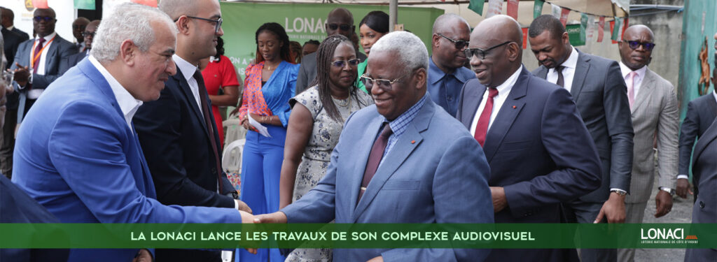 Pause de la 1ère Pierre du Complexe Audiovisuel de la LONACI